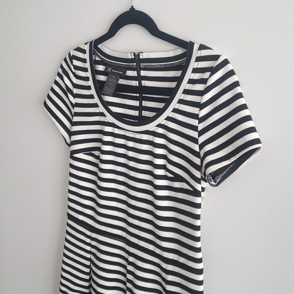 INC International Concepts Black and White Striped Dress Size Small - Picture 6 of 7